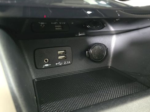 Used 2020 Subaru Forester Limited image 45