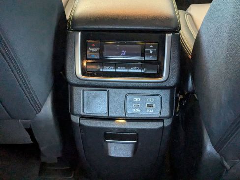 Certified 2024 Subaru Ascent Onyx Edition AWD/4WD image 22