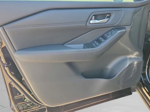 New 2026 Nissan Rogue SV image 19