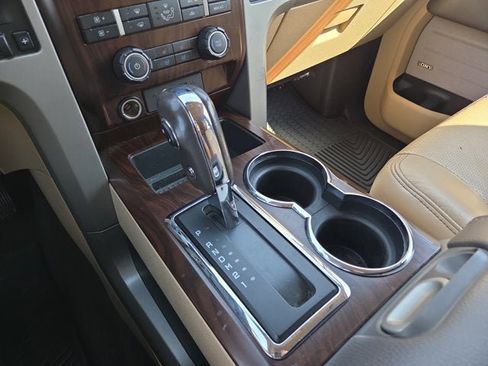 Used 2012 Ford F150 Lariat w/ Lariat Chrome Pkg image 16