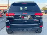 Used 2018 Jeep Grand Cherokee Trailhawk w/ Trailhawk Luxury Group image 4