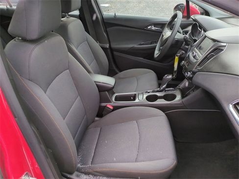 Certified 2019 Chevrolet Cruze LS w/ LS Convenience Package image 25