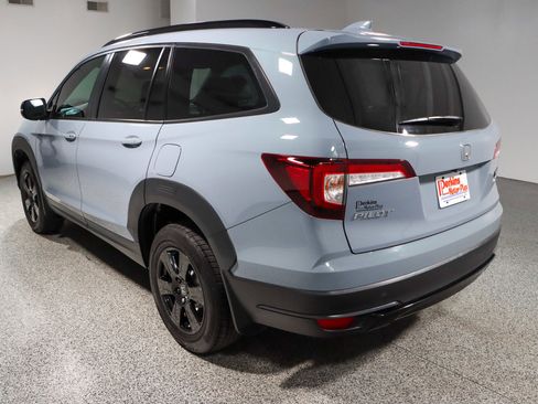 Used 2022 Honda Pilot TrailSport image 9