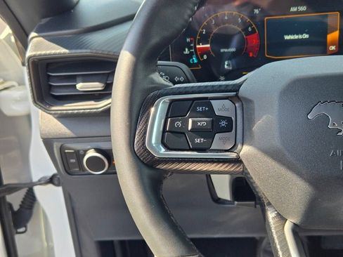 Used 2024 Ford Mustang Coupe RWD image 21