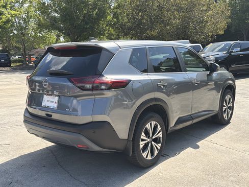 Used 2023 Nissan Rogue SV FWD image 7