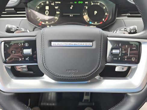Certified 2025 Land Rover Range Rover Long Wheelbase SE image 15