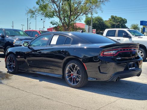 Used 2022 Dodge Charger Scat Pack RWD image 5