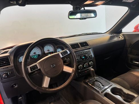 Used 2008 Dodge Challenger SRT8 RWD image 12