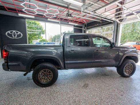 Used 2023 Toyota Tacoma 4x4 Double Cab w/ Trail Edition image 4