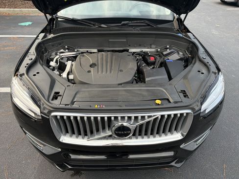 Certified 2023 Volvo XC90 B5 Plus w/ Protection Package Premier AWD/4WD image 36