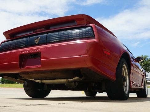 Used 1987 Pontiac Firebird Trans Am image 16
