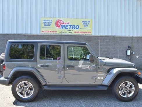 Used 2021 Jeep Wrangler Unlimited Sahara image 9