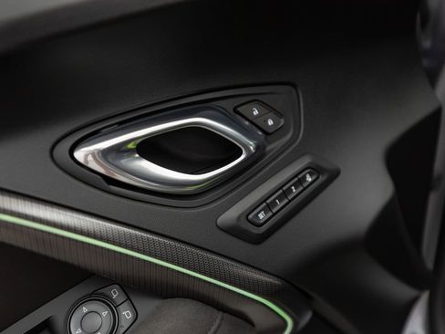 Used 2021 Chevrolet Camaro SS image 32