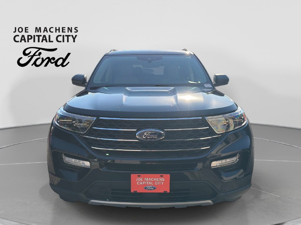 Used 2020 Ford Explorer XLT w/ Equipment Group 202A AWD/4WD image 10