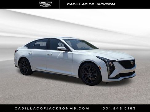 Certified 2025 Cadillac CT5 V w/ Technology Package RWD image 3