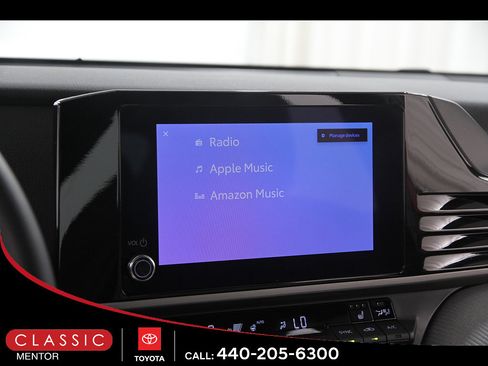 Used 2026 Toyota Camry SE w/ Convenience Package FWD image 11