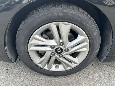 Used 2020 Hyundai Elantra SEL FWD image 7