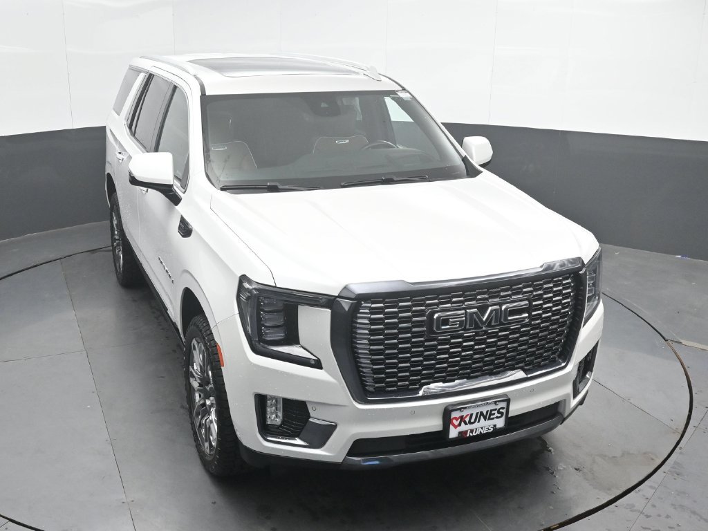 Used 2023 GMC Yukon Denali Ultimate AWD/4WD image 35