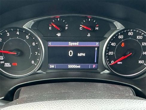 Used 2024 GMC Terrain SLT image 21