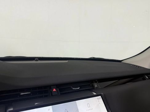 Certified 2025 Land Rover Discovery Sport S AWD/4WD image 29
