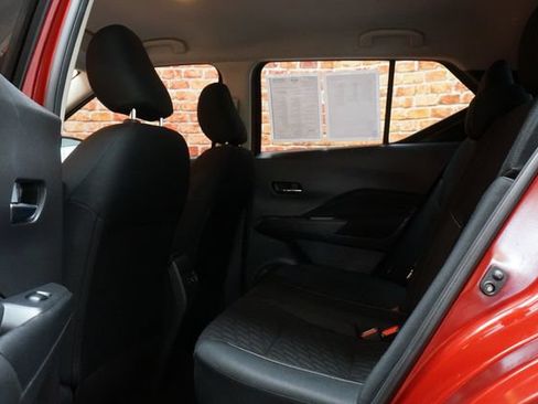 Certified 2022 Nissan Kicks SV w/ Interior Electronics Package FWD image 31