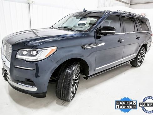 Used 2024 Lincoln Navigator L Reserve image 2