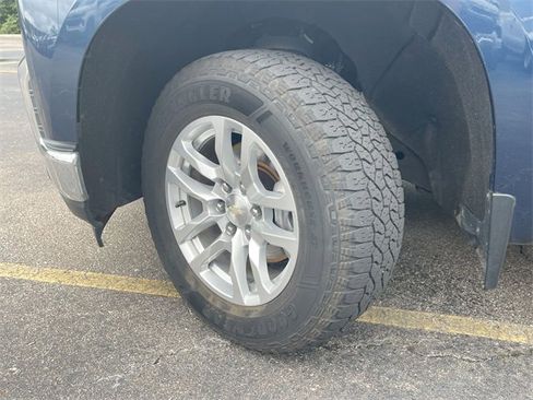 Certified 2019 Chevrolet Silverado 1500 LT w/ All-Star Edition image 31