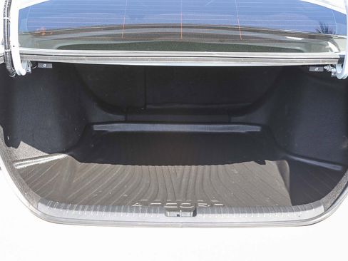 Used 2023 Honda Accord Touring image 29