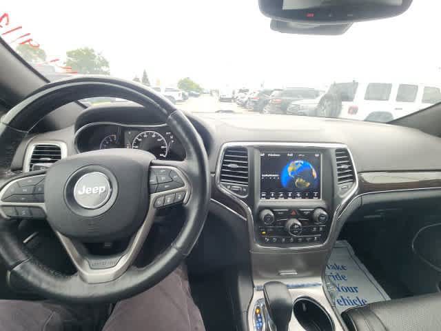 Certified 2018 Jeep Grand Cherokee Overland AWD/4WD image 36