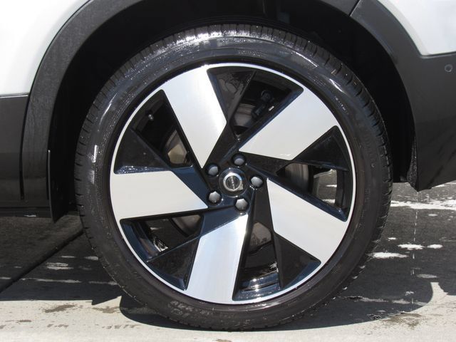 Used 2023 Volvo C40 P8 Recharge Ultimate w/ Protection Package Premier AWD/4WD image 35