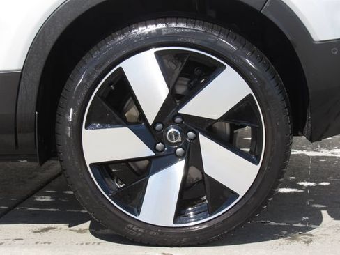 Used 2023 Volvo C40 P8 Recharge Ultimate w/ Protection Package Premier AWD/4WD image 35