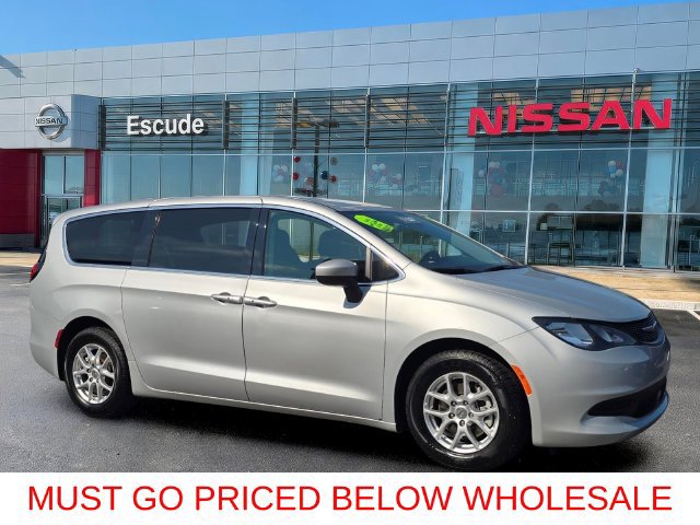 Used 2022 Chrysler Voyager LX FWD 360° Tour