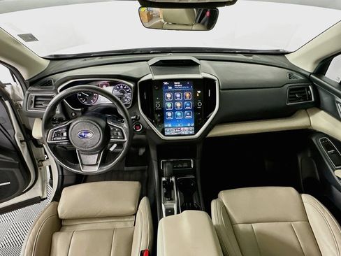 Used 2023 Subaru Ascent Limited w/ Technology Package AWD/4WD image 3