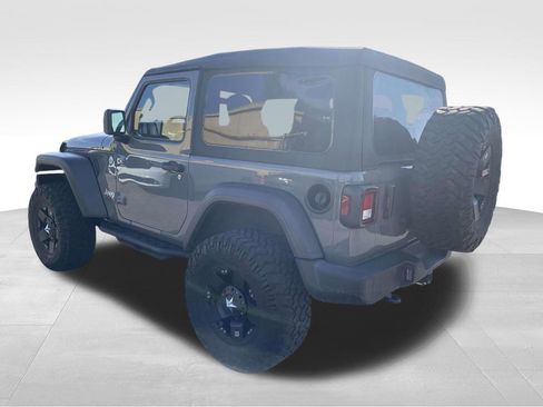 Used 2021 Jeep Wrangler Sport S image 4