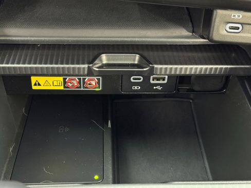 Used 2023 Lexus RX 500h F Sport image 34