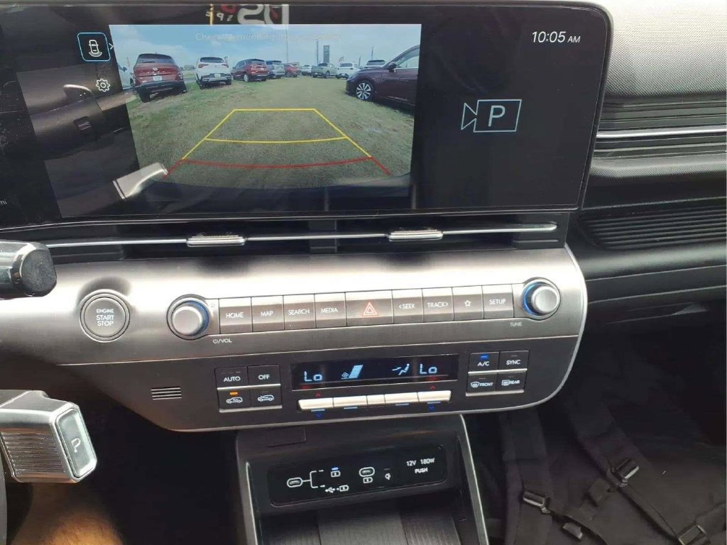 Used 2024 Hyundai Kona SEL w/ Convenience Package FWD image 14