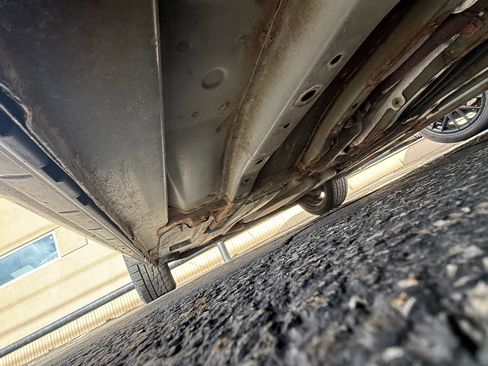 Used 2013 Dodge Avenger SE image 18