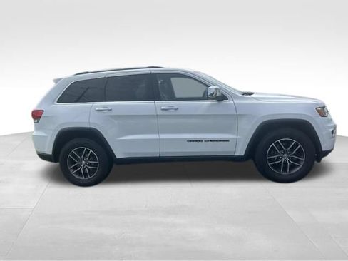 Used 2017 Jeep Grand Cherokee Limited AWD/4WD image 10