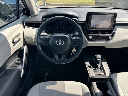 New 2026 Toyota Corolla Cross L FWD image 7