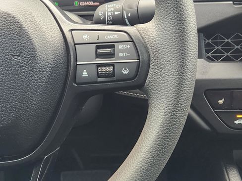 Certified 2024 Honda Accord EX image 29