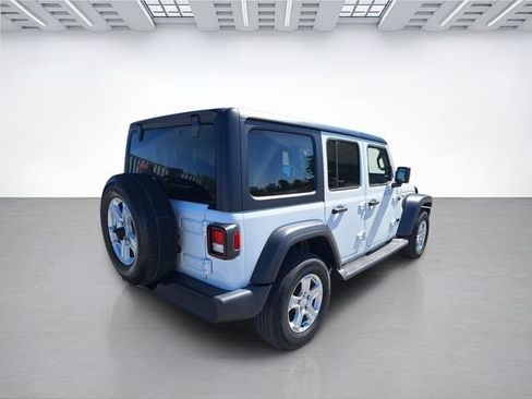 Used 2023 Jeep Wrangler Unlimited Sport AWD/4WD image 4