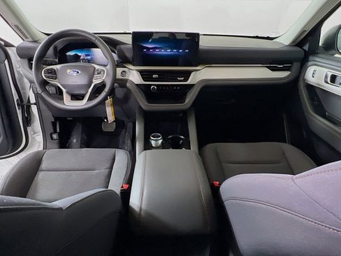 New 2026 Ford Explorer Active image 7