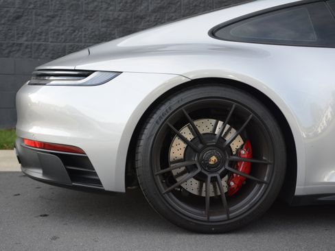 Certified 2023 Porsche 911 Carrera GTS image 31