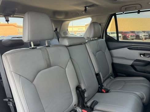 Used 2024 Honda Pilot Touring image 42
