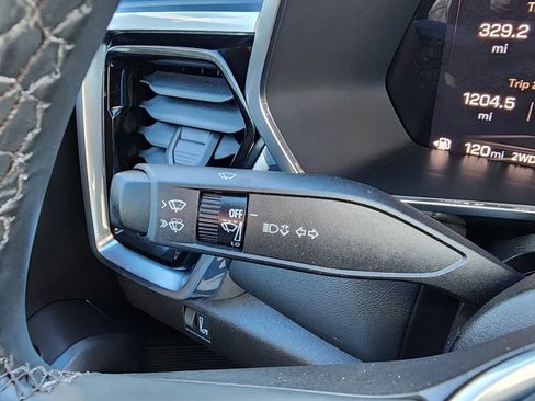 New 2026 GMC Canyon Elevation w/ Convenience Package image 22