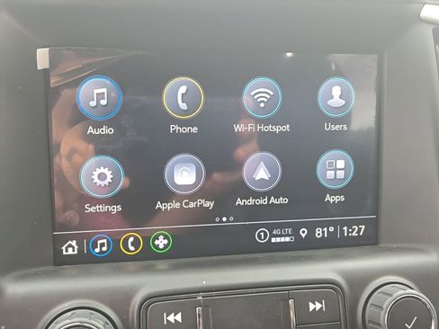 Used 2024 GMC Terrain SLT w/ Tech Package image 5