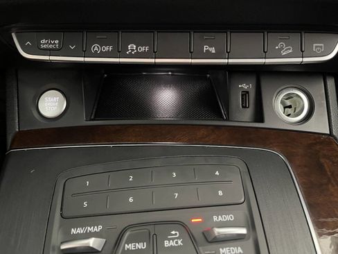 Used 2020 Audi Q5 2.0T Premium w/ Convenience Package image 38