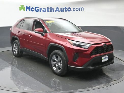 Used 2022 Toyota RAV4 XLE w/ XLE Grade Weather Package image 2
