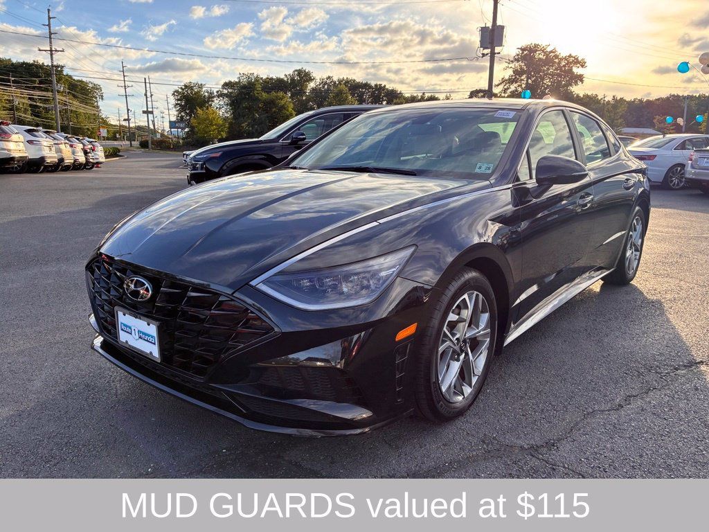 Used 2023 Hyundai Sonata SEL FWD image 3