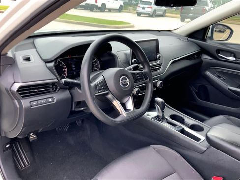 Used 2020 Nissan Altima 2.5 S FWD image 17